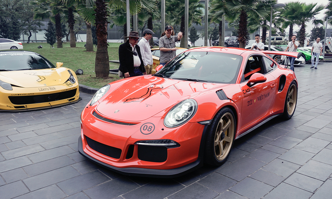 Dàn siêu xe hội tụ tại Hà Nội - khởi động Car&Passion; 2018